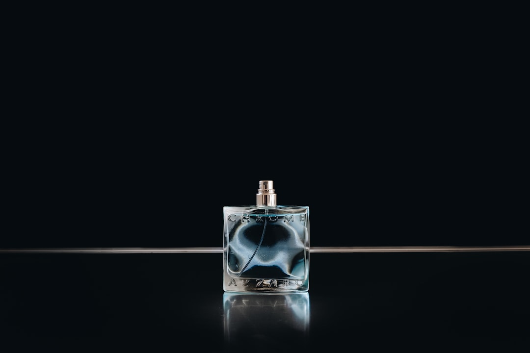 The Ultimate Guide to Layering Scents for a Unique Aroma The Ultimate Guide to Layering Scents for a Unique Aroma